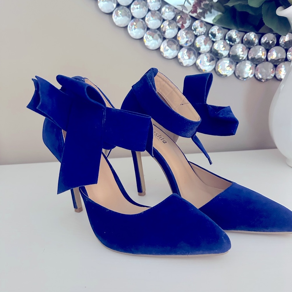 Freshet blue bow suede heels